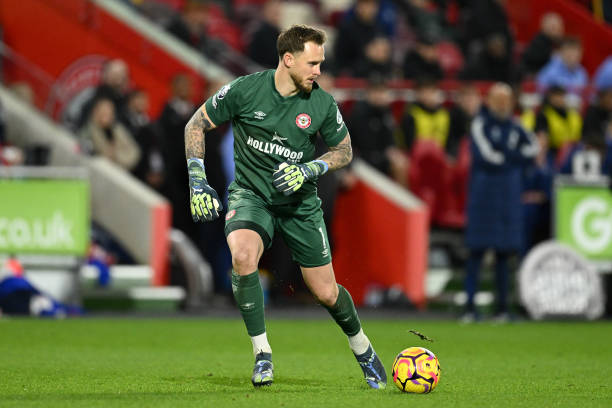 备进行冰上 备进行冰上