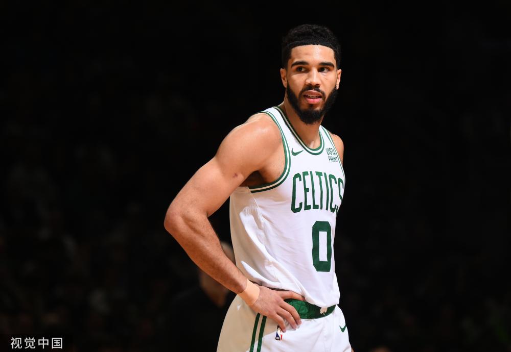 而获得崭露 而获得崭露